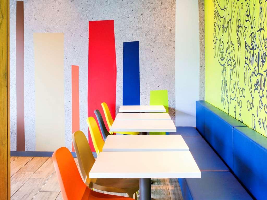 Ibis Budget Бержерак Зручності фото